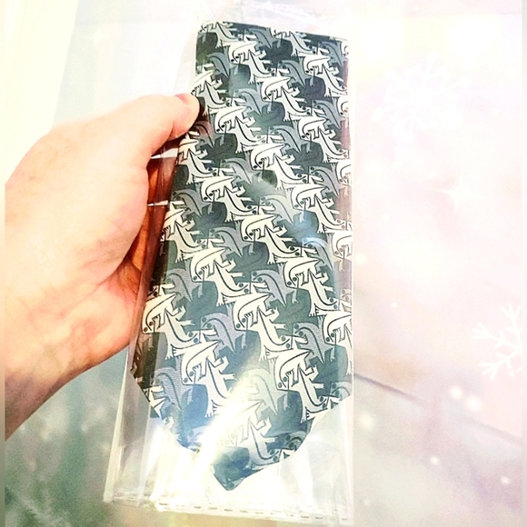 BOXELDER CO. GEOMETRIC PRINT 100% SILK MEN'S TIE - Picture 6 of 6